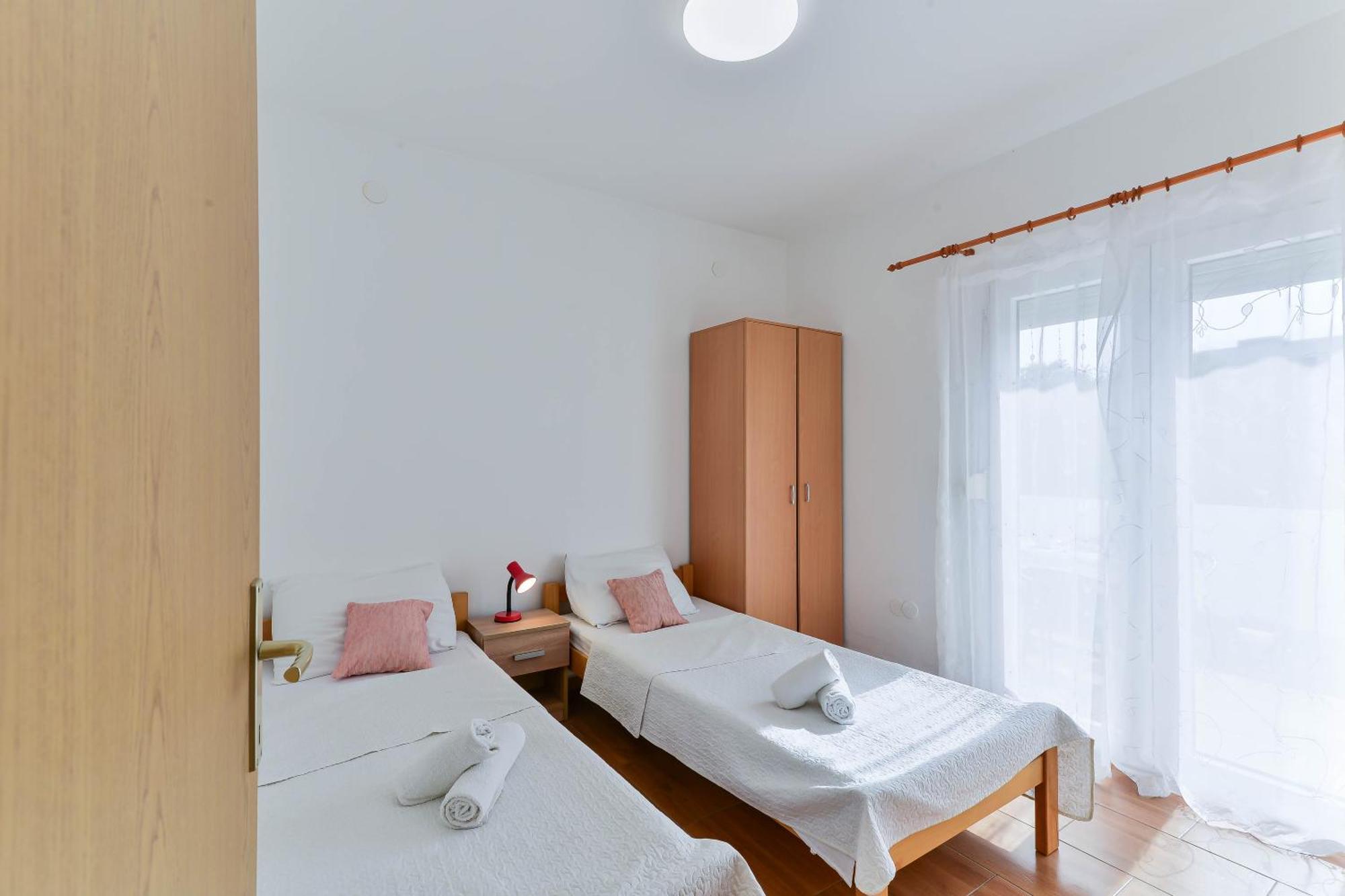 Apartments Citrus Turanj Zewnętrze zdjęcie