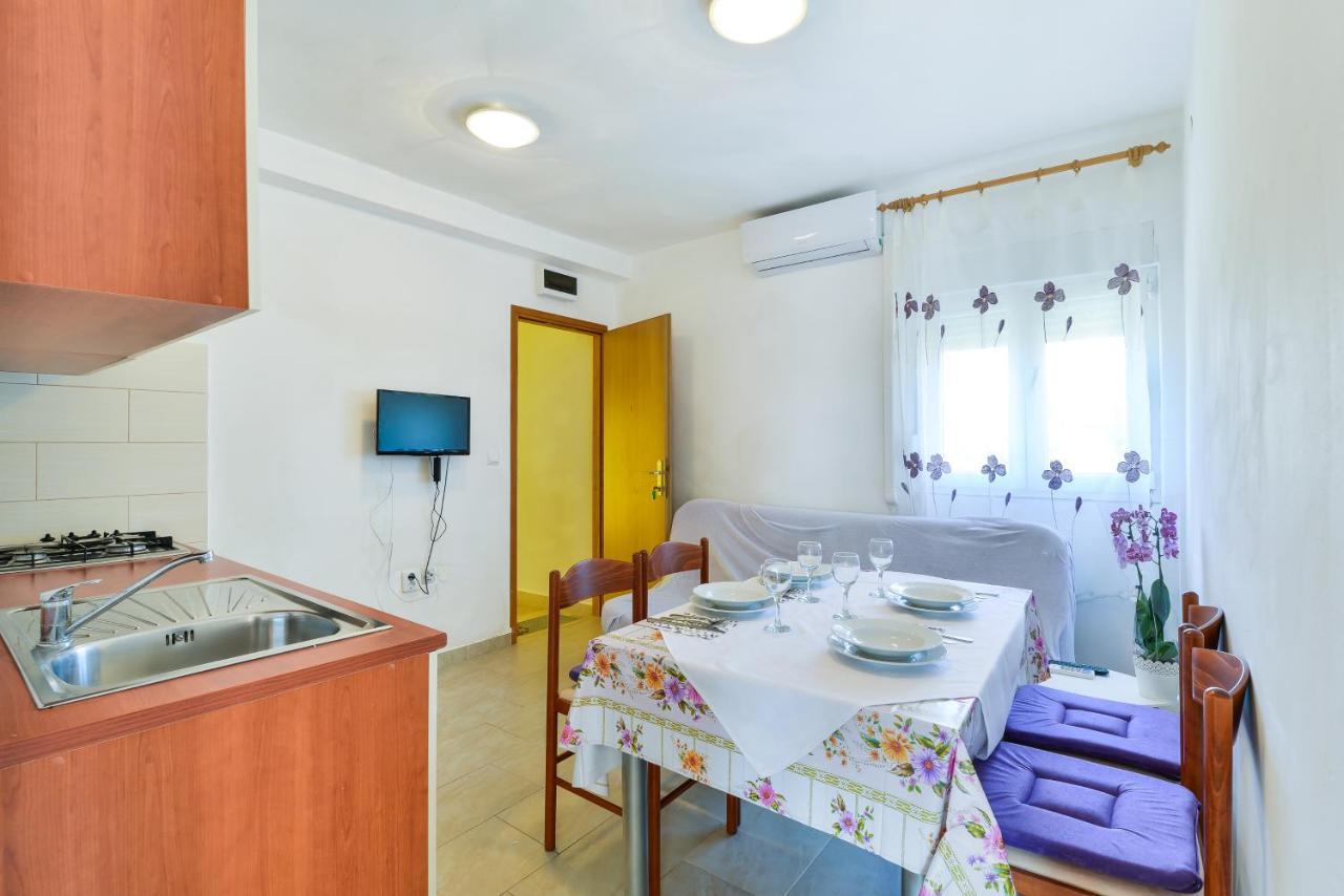 Apartments Citrus Turanj Zewnętrze zdjęcie
