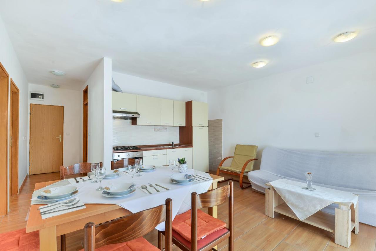 Apartments Citrus Turanj Zewnętrze zdjęcie