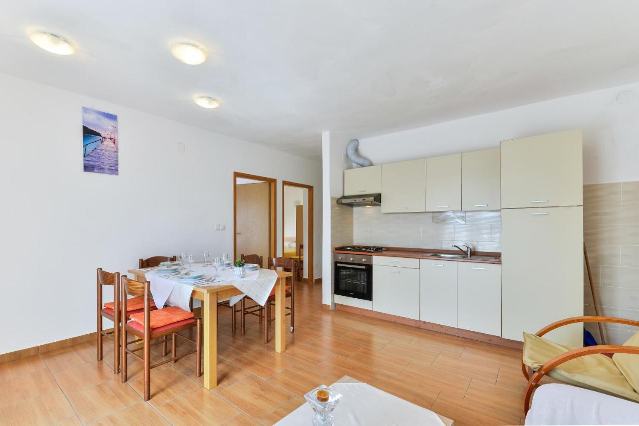 Apartments Citrus Turanj Zewnętrze zdjęcie