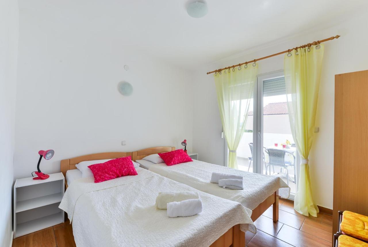 Apartments Citrus Turanj Zewnętrze zdjęcie